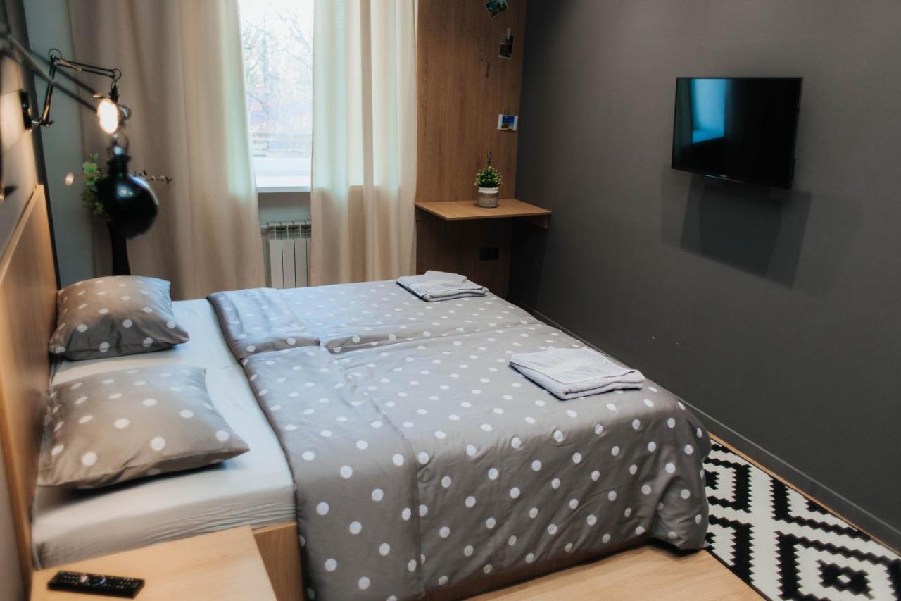 Apartments "Під Дубом"- "Under The Oak" Lwów Zewnętrze zdjęcie
